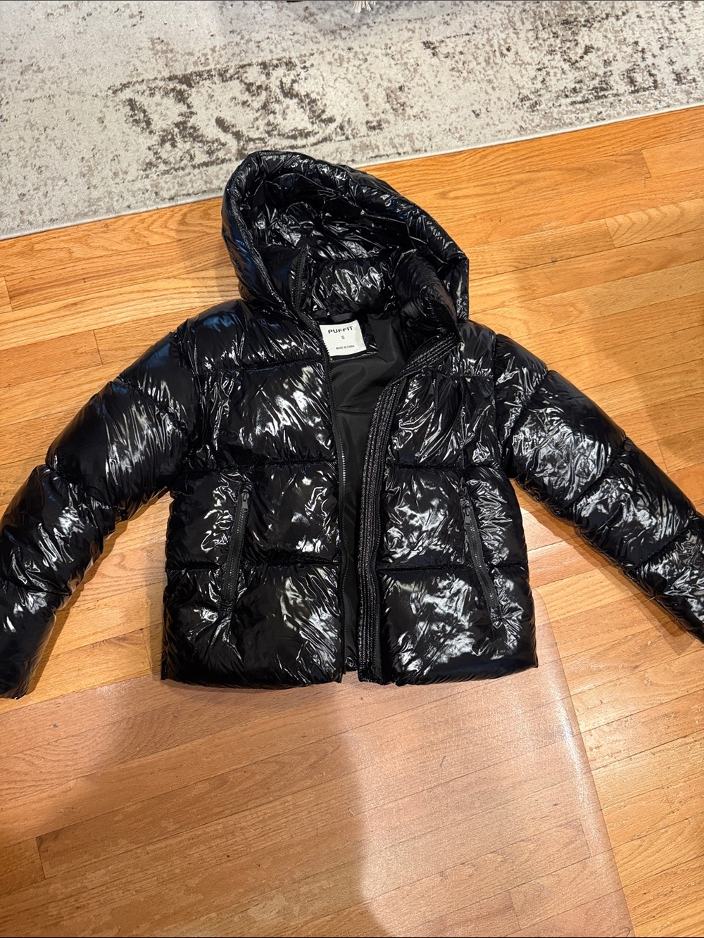 Shiny Black Hooded Puffer Jacket - Women